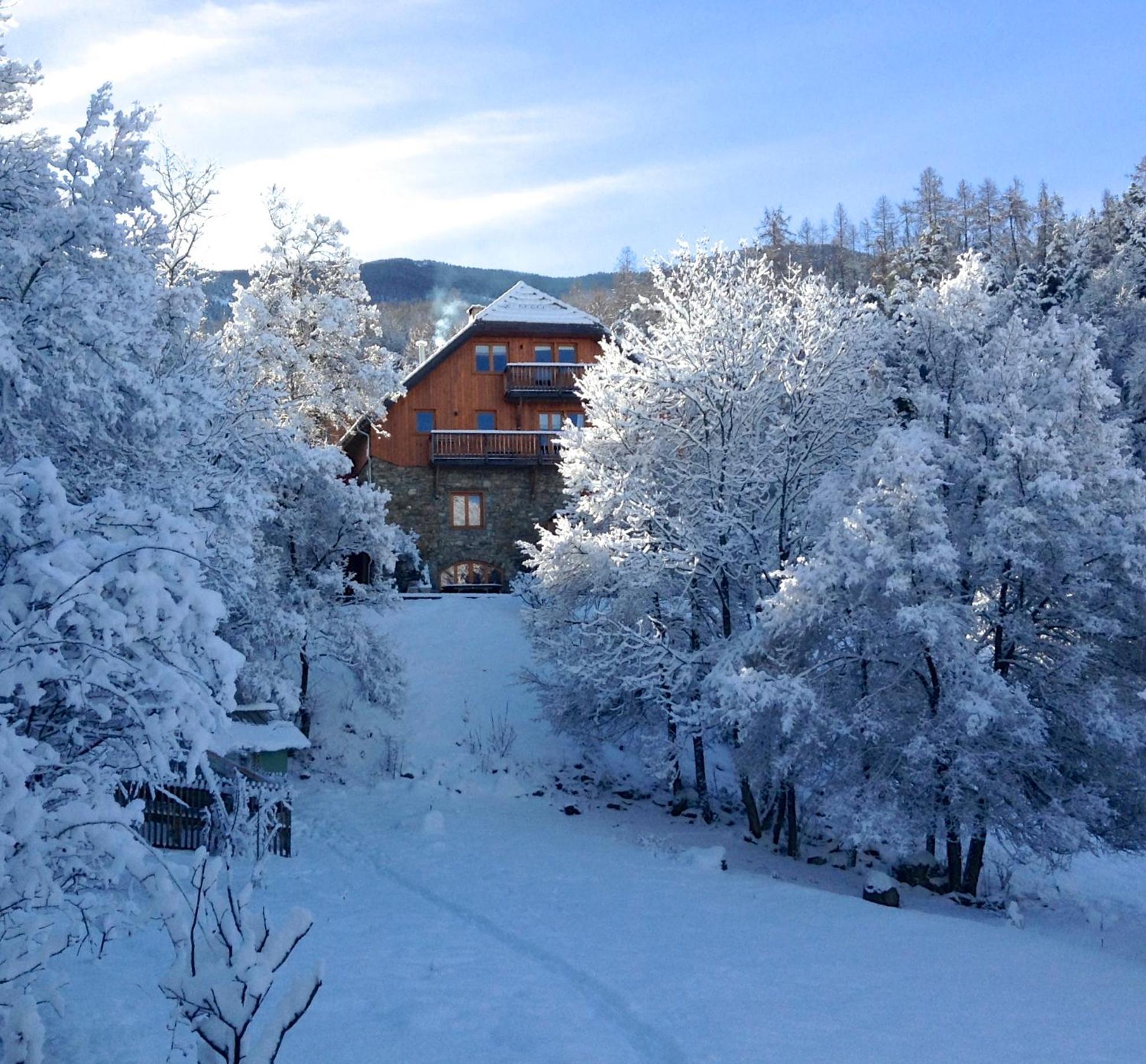 Le Moulin Ollivier Hotel Saint-Andre-d'Embrun Exterior photo